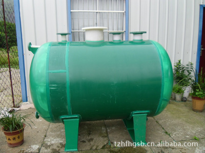 【臥式聚丙烯計(jì)量罐具有耐腐蝕耐負(fù)壓耐輻射和良好的物理機(jī)械性能】?jī)r(jià)格,廠家,圖片,日用化工機(jī)械配件,臺(tái)州市黃巖鴻豐化工防腐設(shè)備廠-